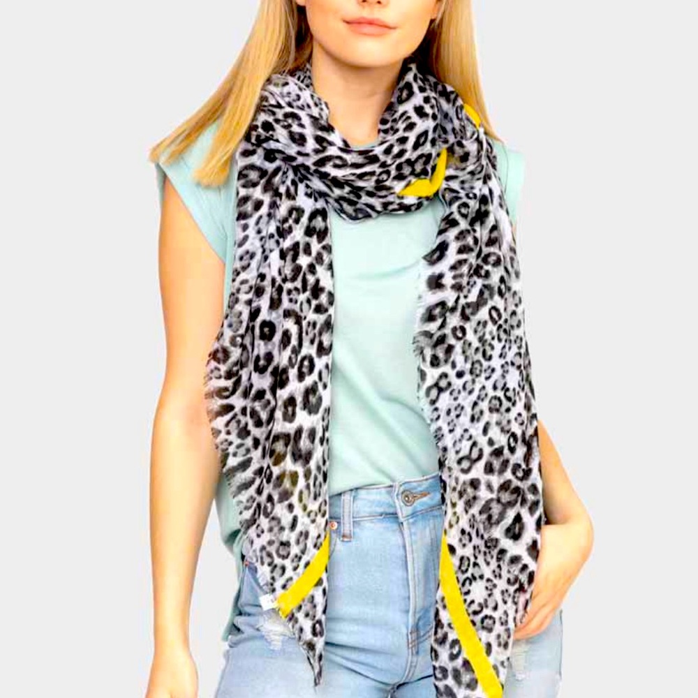 Leopard scarf with yellow stripe